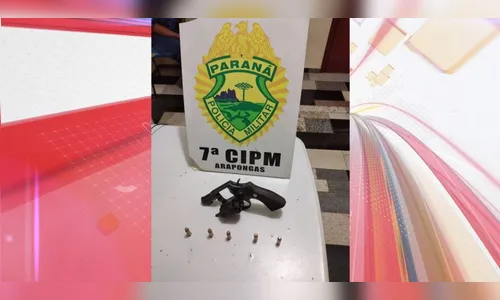 Casal embriagado é preso pela PM por ameça e porte ilegal de arma