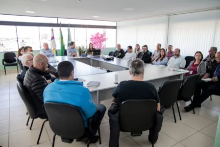 O encontro ocorreu nesta segunda-feira