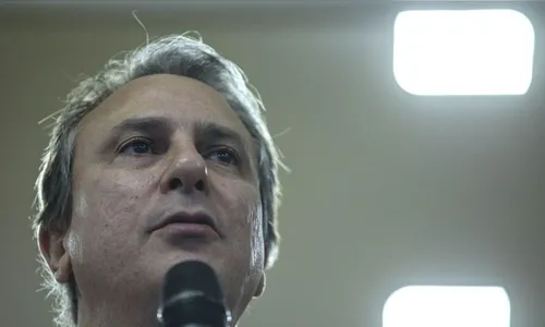 Governo toma medidas para garantir que jovens terminem o ensino médio