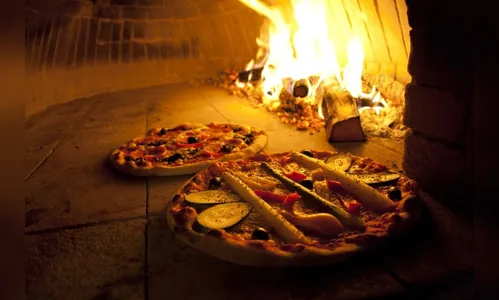 Pizzaria é invadida e vigilante percebe crime após alarme disparar