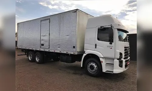 Bandidos rendem caminhoneiro e roubam carga de R$ 200 mil no PR