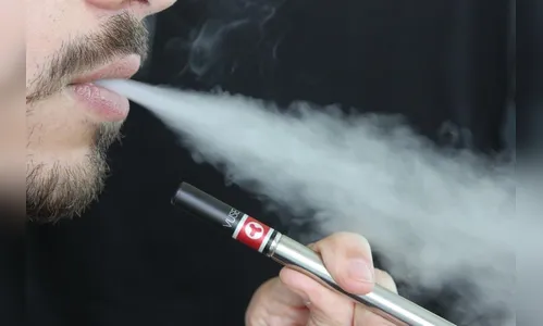Proibido, cigarro eletrônico é facilmente encontrado em Apucarana
