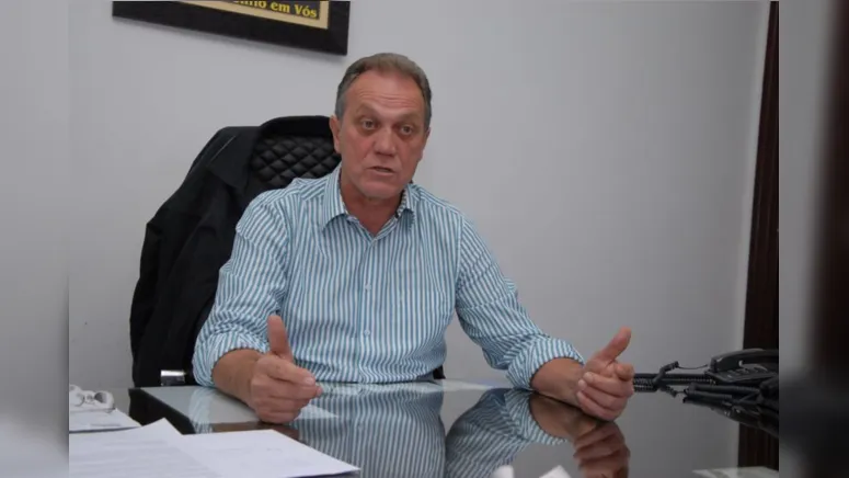 Ex-prefeito Carneiro da Metafa