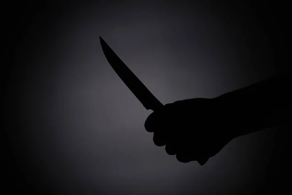 Mulher gritou pedindo socorro após marido pegar uma faca durante discussão