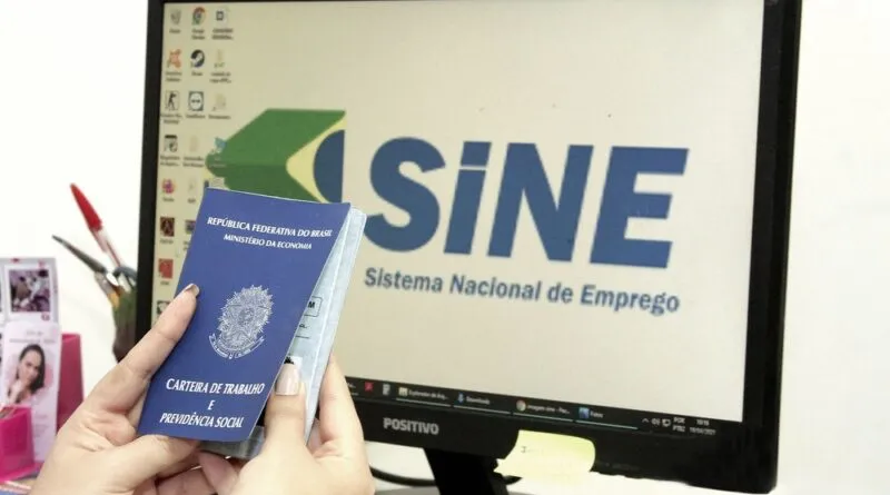 O atendimento da Agência do Trabalhador de Ivaiporã ocorre na Avenida Melvis Muchiutti
