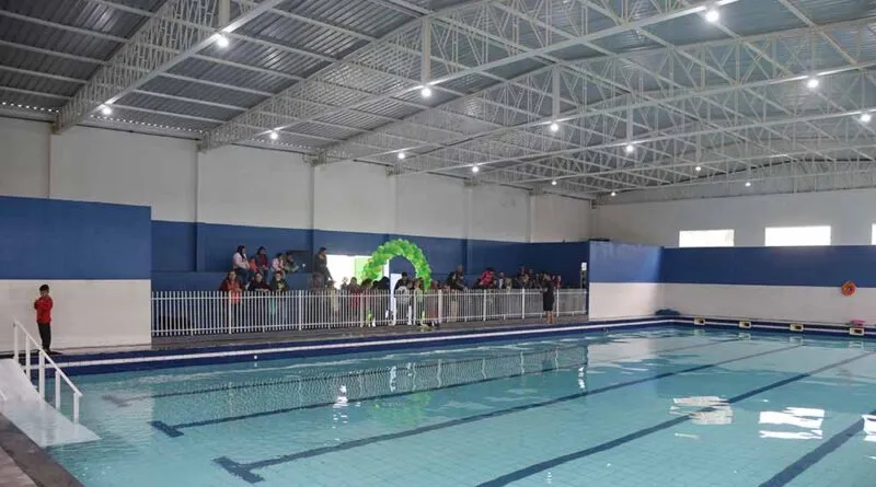 A cobertura e aquecimento da piscina foi uma das oito obras inauguradas no último sábado