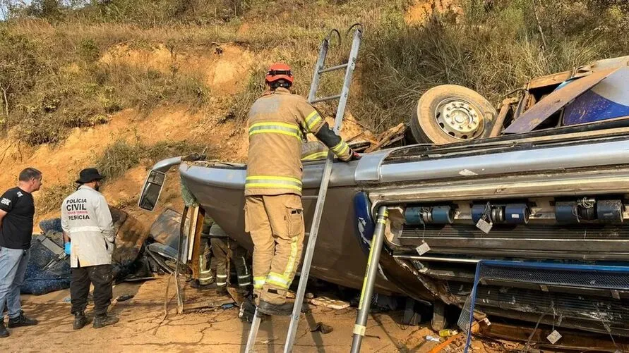 Acidente ocorreu na Rodovia Fernão Dias