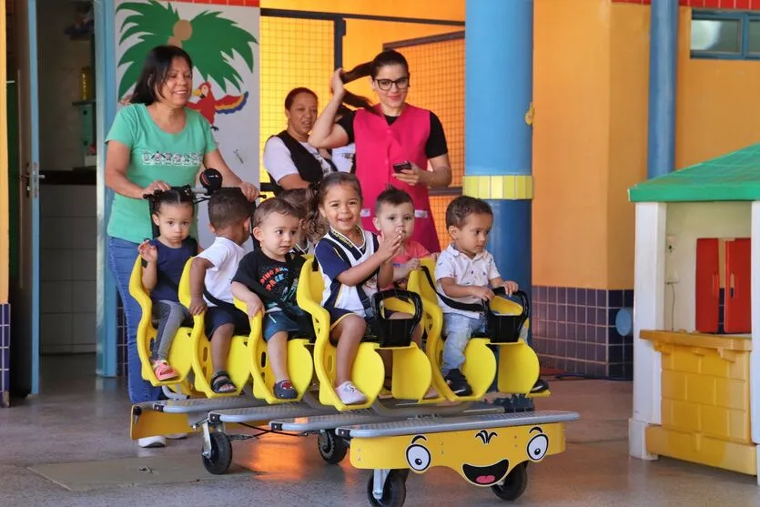 Carrinho já passou pela Escola Municipal Enzo Daleffe e agora está no CMEI Primeiros Passos, no Jardim Caravelle