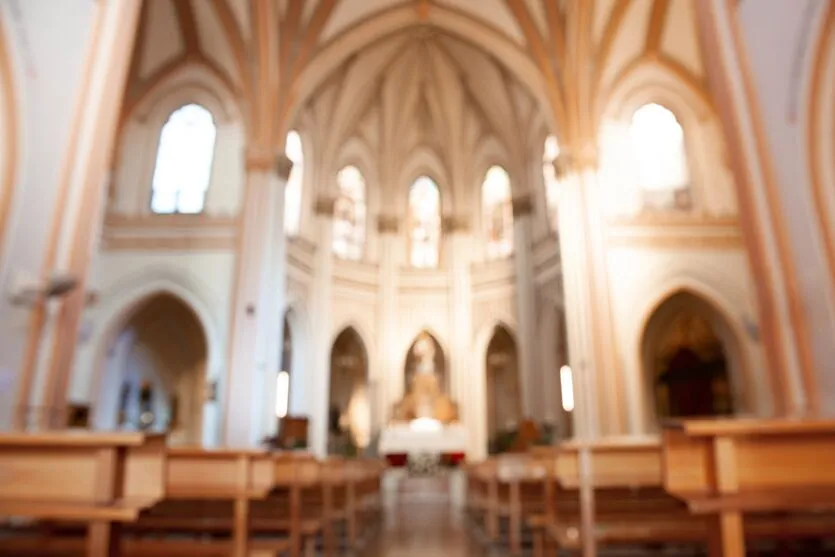 Criminosos invadiram igreja e furtaram diversos itens em Califórnia