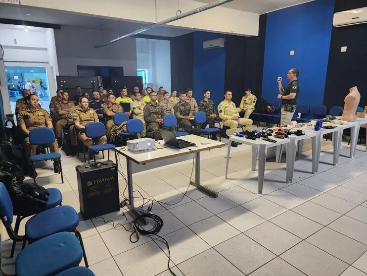 Curso foi ministrado pelo policial rodoviário federal Fábio Sagati