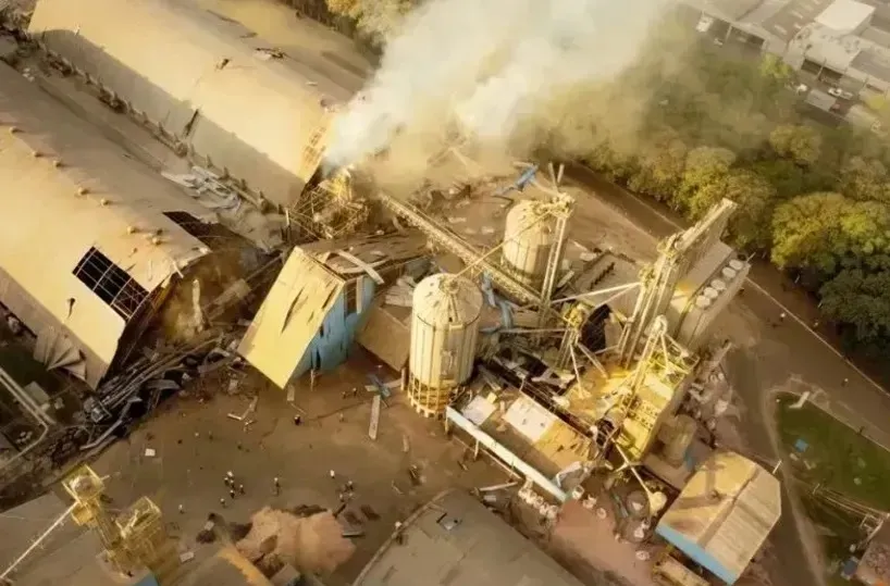 Explosões em silo deixaram 9 pessoas mortas