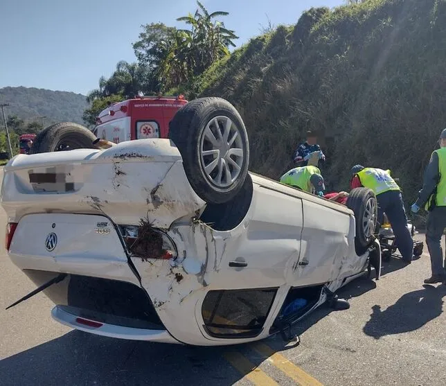 Não havia outras pessoas no carro