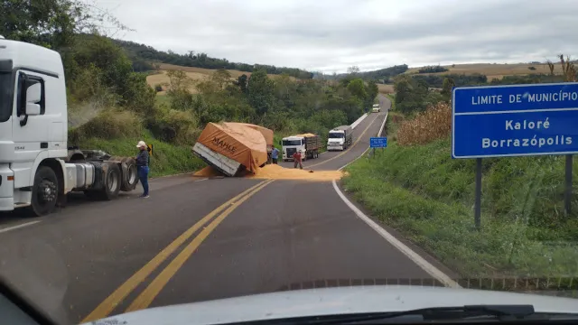 O fato foi registrado na manhã deste sábado