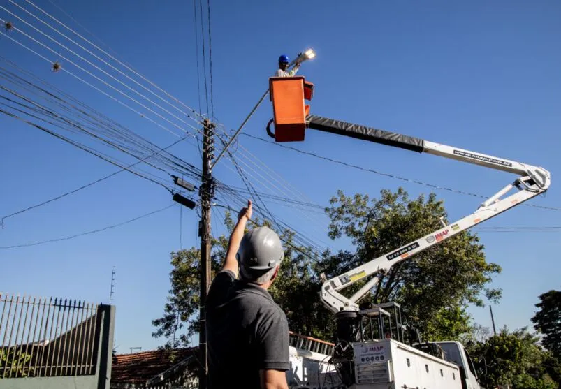 O novo padrão de iluminação em LED adotado pela prefeitura