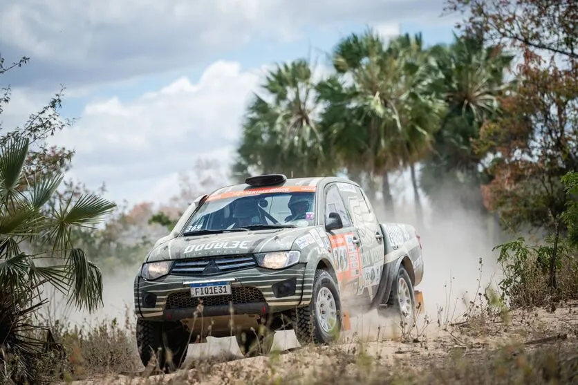 Piloto apucaranense compete no Rally dos Sertões