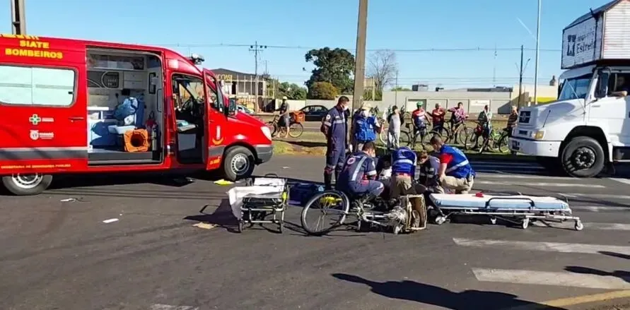 Socorristas tentaram reanimar o ciclista