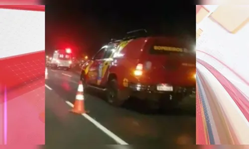 Queda de moto deixa duas pessoas feridas na PR-218 em Arapongas