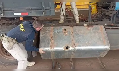 PRF prende casal paraguaio que transportava meia tonelada de maconha