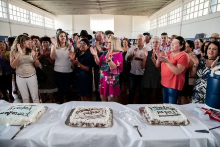 Baile acontece todas as sextas-feiras