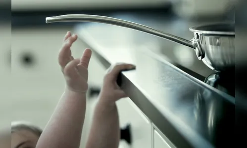 Bebê de Jandaia é internada em estado grave no HU após queimaduras