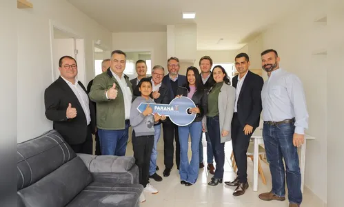 Paraná: 94 famílias da Lapa recebem as chaves da casa própria