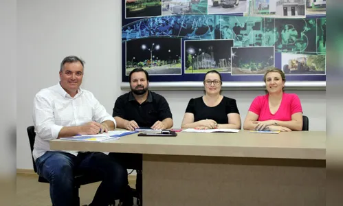 Prefeitura de Cambira antecipa primeira parcela do 13º salário