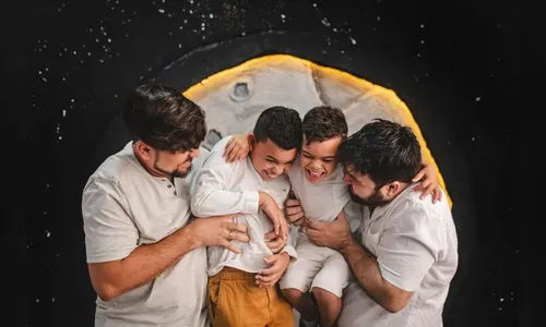 Casal do norte do Paraná viraliza ao realizar sonho de adotar irmãos