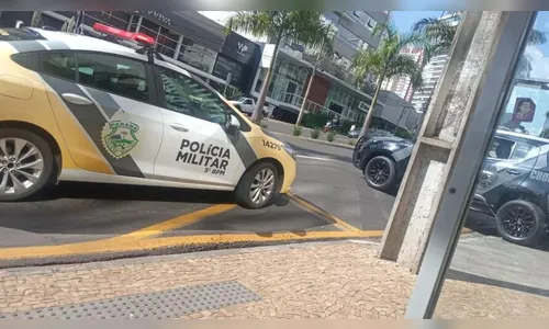 Viaturas e helicóptero da PM fecham cerco contra golpistas em Londrina