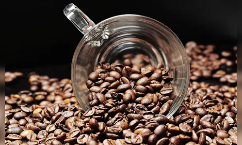 Beber café ao acordar pode estar fazendo mal a sua saúde; entenda