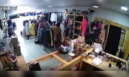 Vendedora 'abençoada' durante roubo no PR diz não entender o motivo