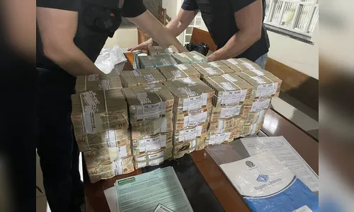 PF encontra R$ 3,2 milhões em dinheiro vivo em sacos de lixo