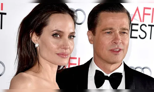 Angelina Jolie e Brad Pitt oficializam o divórcio após sete anos