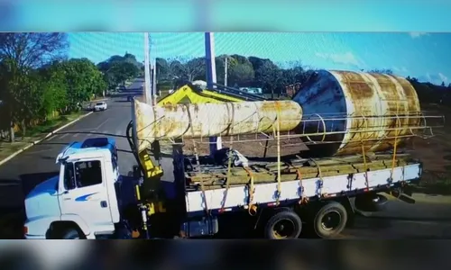 Em ação ousada, criminosos furtam e comercializam caixa d'água no PR