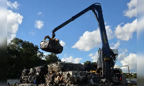 Detran-PR leiloa mais de 17 mil carros para reciclagem; saiba quando