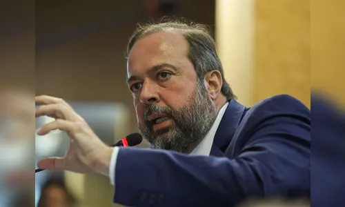 Apagão começou em subsidiária da Eletrobras no Ceará, diz ministro