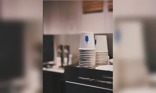 As vantagens dos copos e potes de papel para a sua empresa