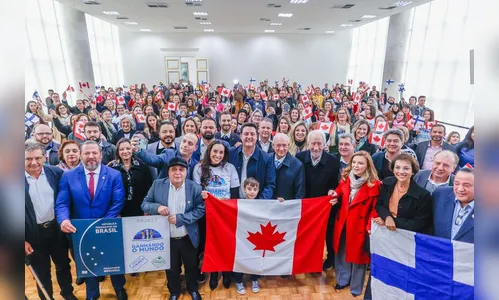 Professores do PR embarcam em outubro para cursos no exterior