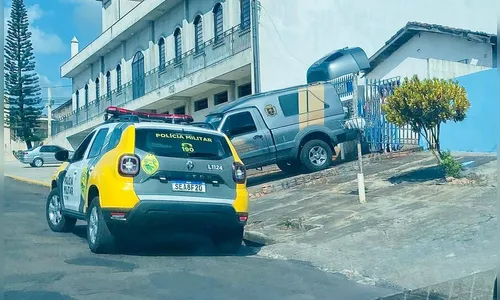 Após mal súbito, homem de 57 anos morre ajoelhado junto à cama