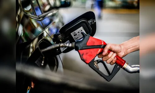 Postos de Arapongas são notificados por antecipar alta de combustíveis