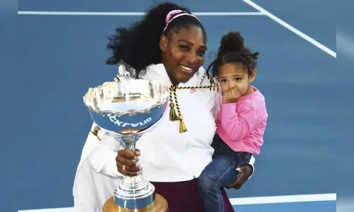 Serena Williams derrete web ao exibir seu barrigão: 