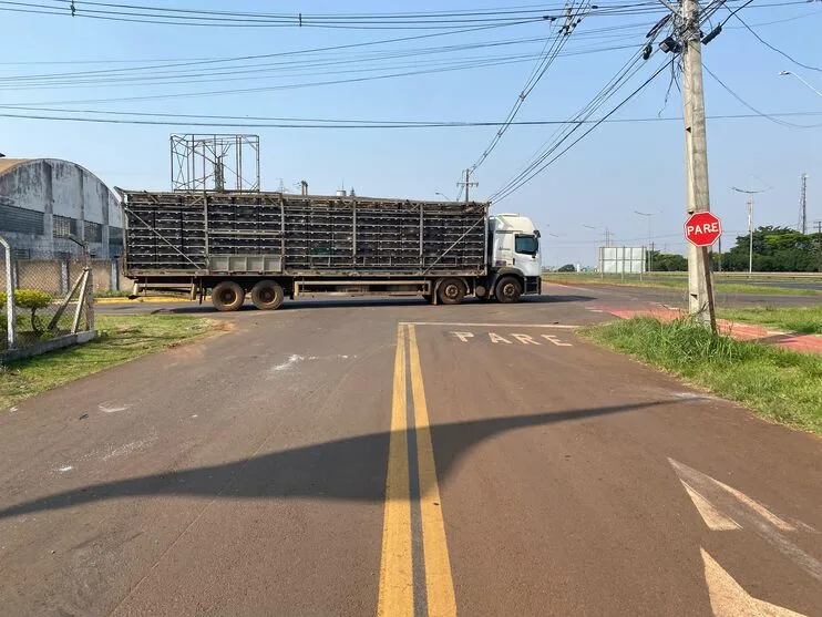 Cruzamento no acesso ao Clube de Campo Água Azul é palco constante de acidentes