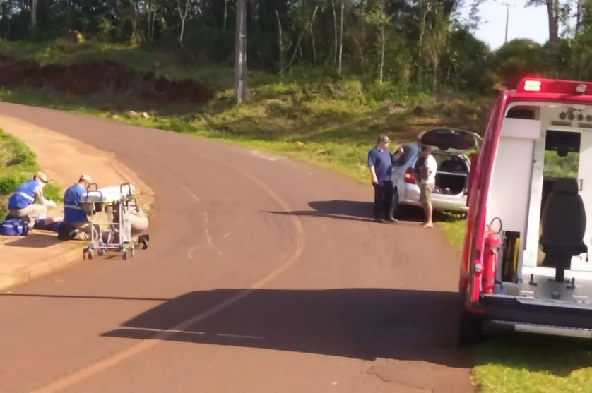 Jovem caiu de moto nas proximidades da represa do Schmidt