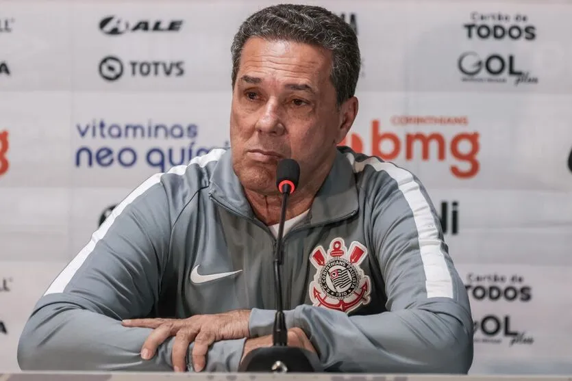 Luxemburgo não resistiu após empate em casa contra o Fortaleza