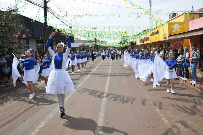 O evento aconteceu na Avenida Paraná na manhã de quinta-feira (7).