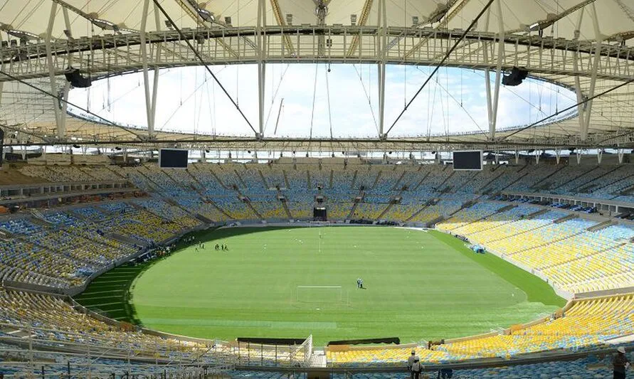 O projeto Estádio Seguro prevê a implementação de políticas de segurança e controle do público nesses locais.