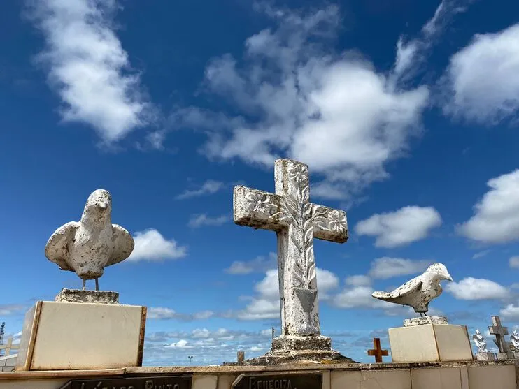 Os sepultamentos acontecem nos cemitério de Apucarana, Lunardelli, Marilândia do Sul e Califórnia