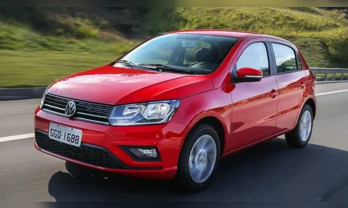 Mulher compra carro e 'arma' barraco após problemas mecânicos; entenda