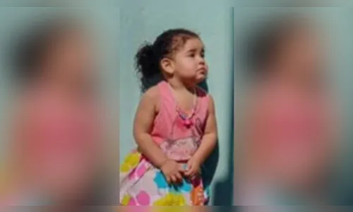 Menina baleada na cabeça por PRF morre no hospital