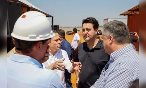 Ratinho Jr vistoria ambulatório de especialidades em Jacarezinho