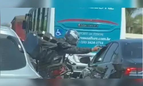 Bandido aperta gatilho, mas arma falha em tentativa de roubo; veja